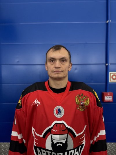Есин  Евгений