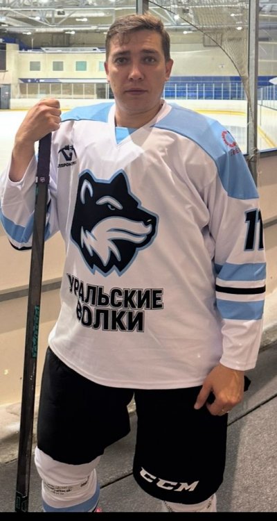 Сырников  Дмитрий