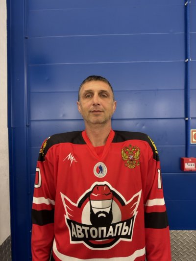 Харин  Виктор